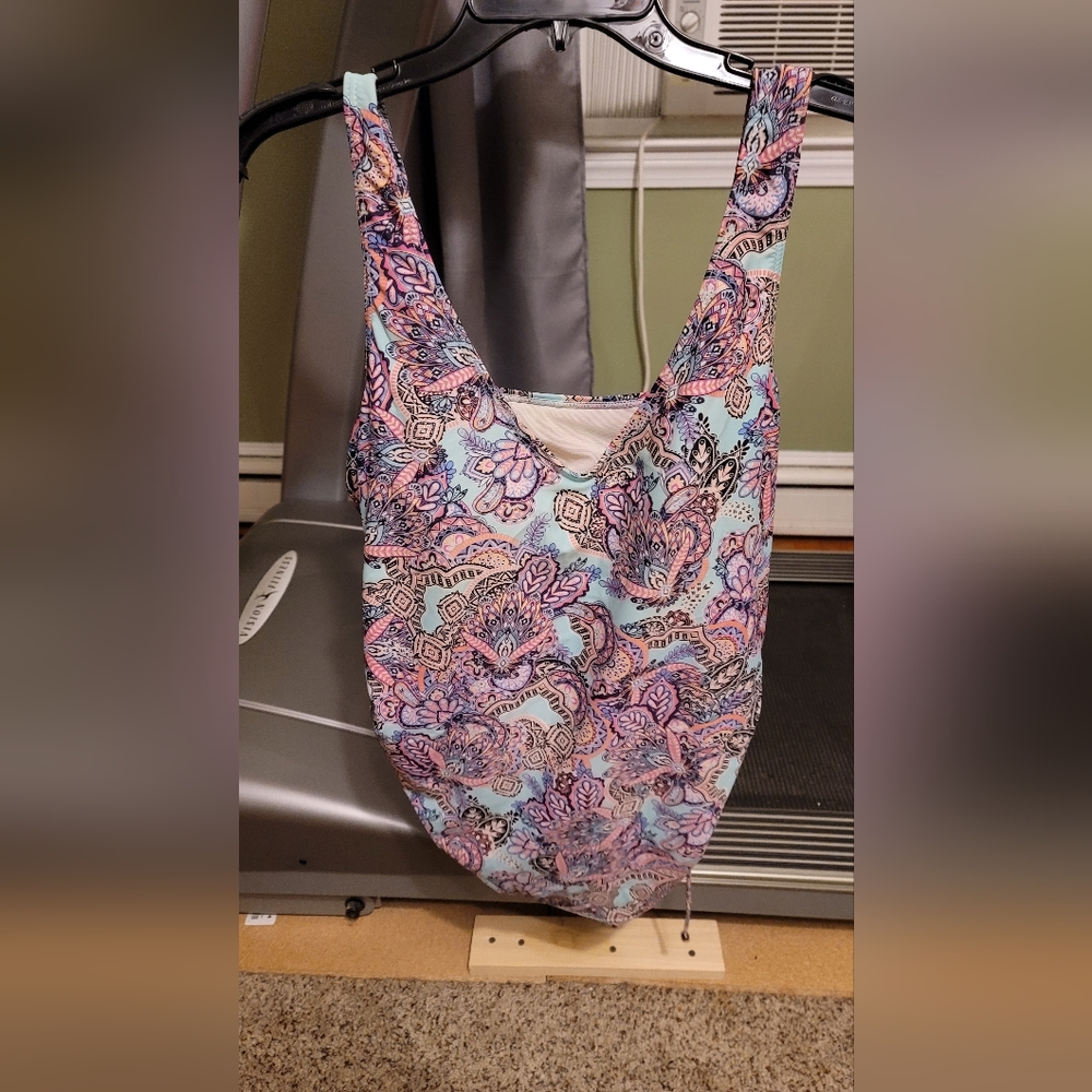 Tanking Bathing suit top